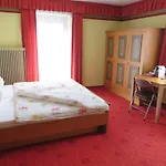 Haus Elena Panzió 3*