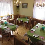 Haus Elena 3* Lainach