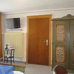 Haus Elena 3*