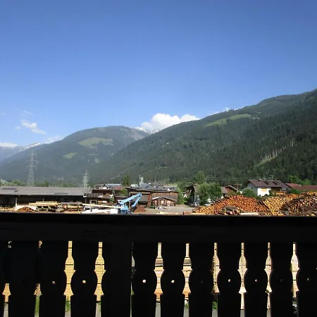 Haus Elena 3* Lainach