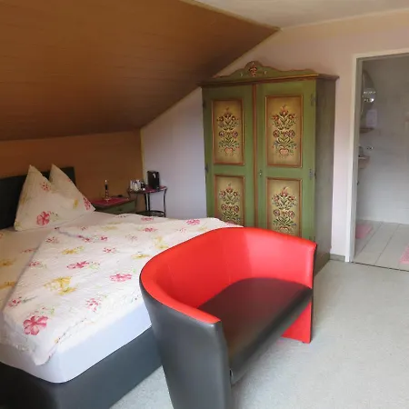 Bed and breakfast Haus Elena 3*