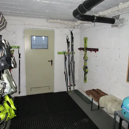 Haus Elena Bed & Breakfast 3*