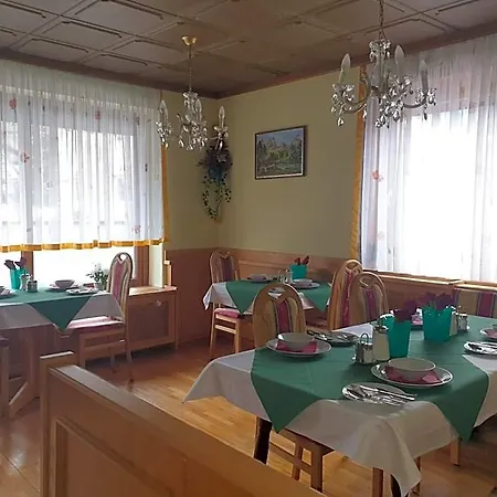 Haus Elena Bed & Breakfast Lainach