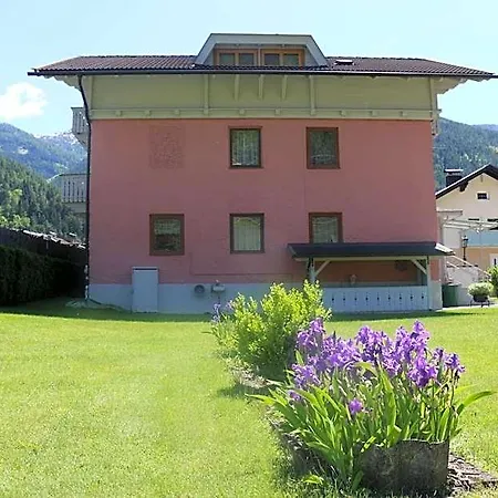 Bed & Breakfast Haus Elena 3*