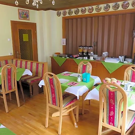 Haus Elena Bed & Breakfast 3*