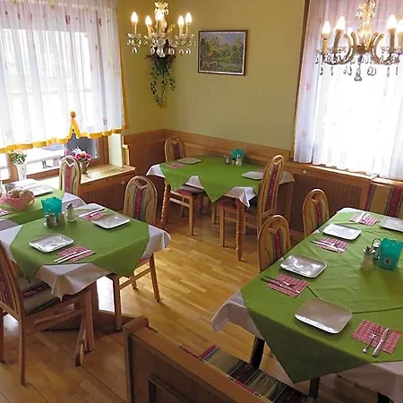 Haus Elena 3*