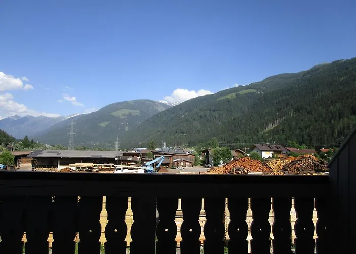 Haus Elena 3* Lainach