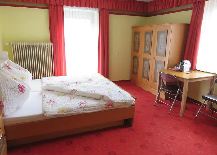 Haus Elena לינה וארוחת בוקר 3*